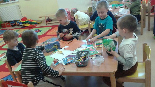 grupa iv - przygotowanie prac  na konkurs plastyczny mj przyjaciel-pluszowy mi 8